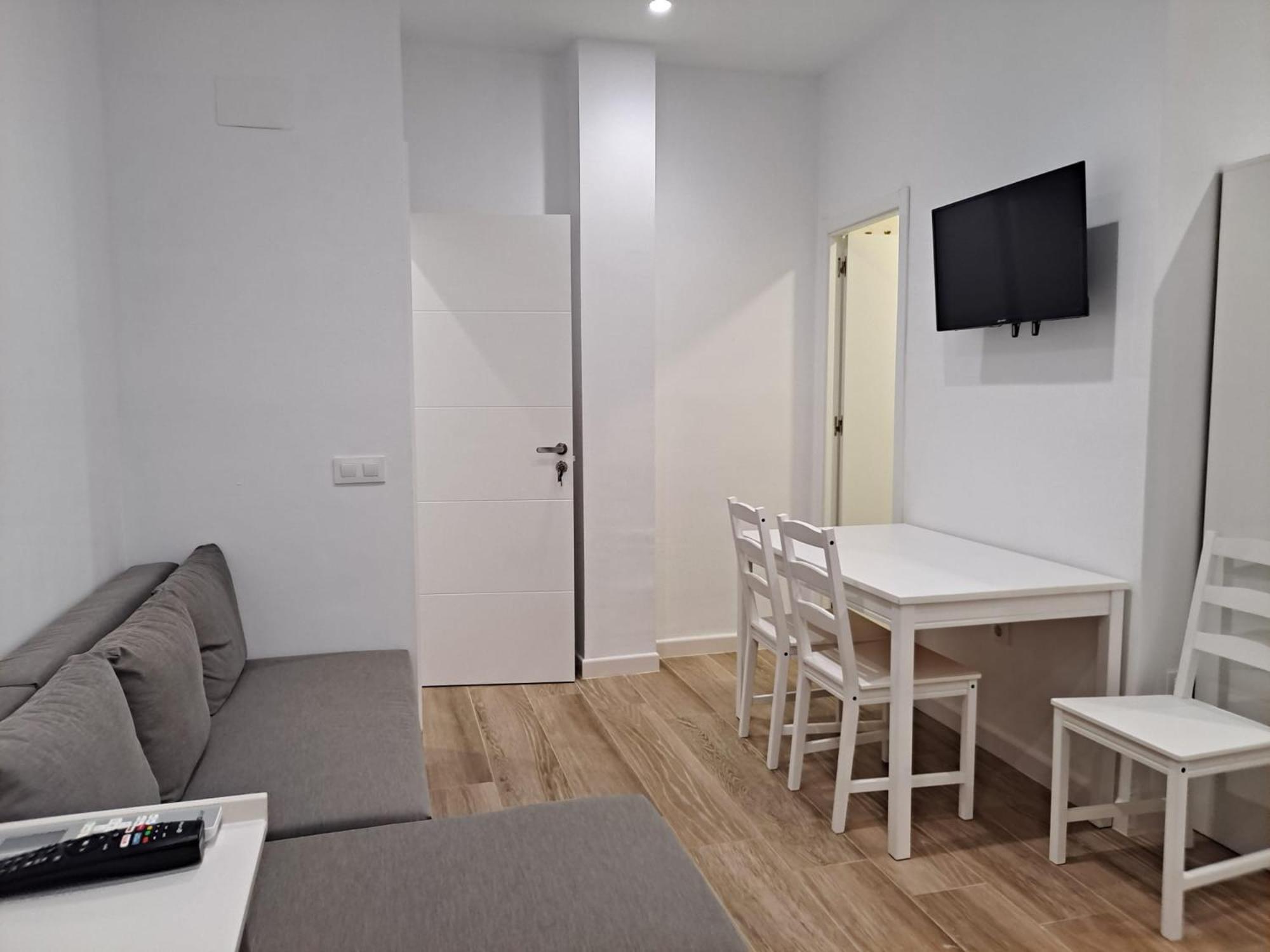 Apartamentos Caballo Rojo コニル・デ・ラ・フロンテラ エクステリア 写真