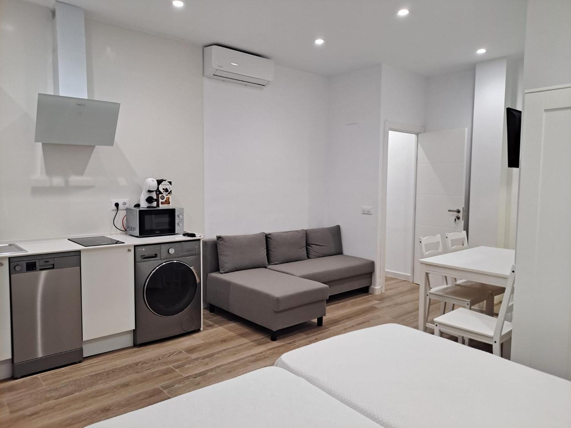 Apartamentos Caballo Rojo コニル・デ・ラ・フロンテラ エクステリア 写真